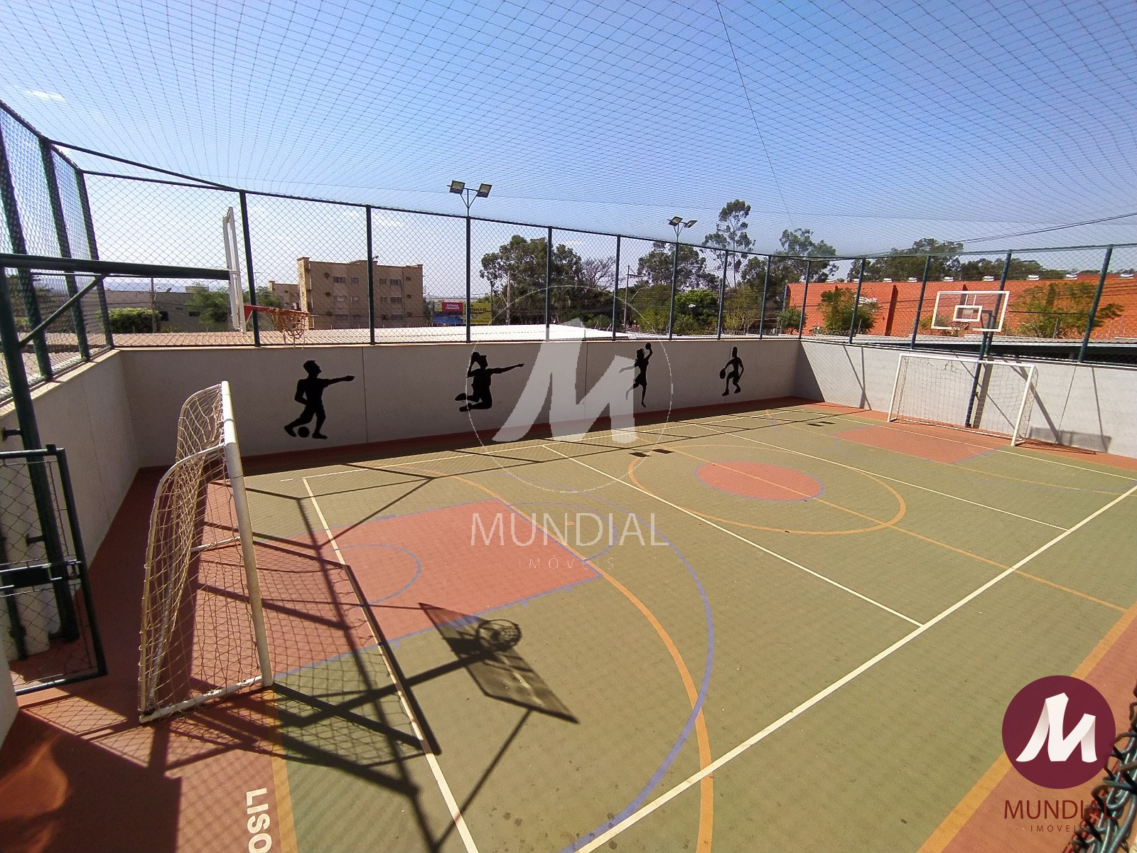 Quadra de esportes — foto 12