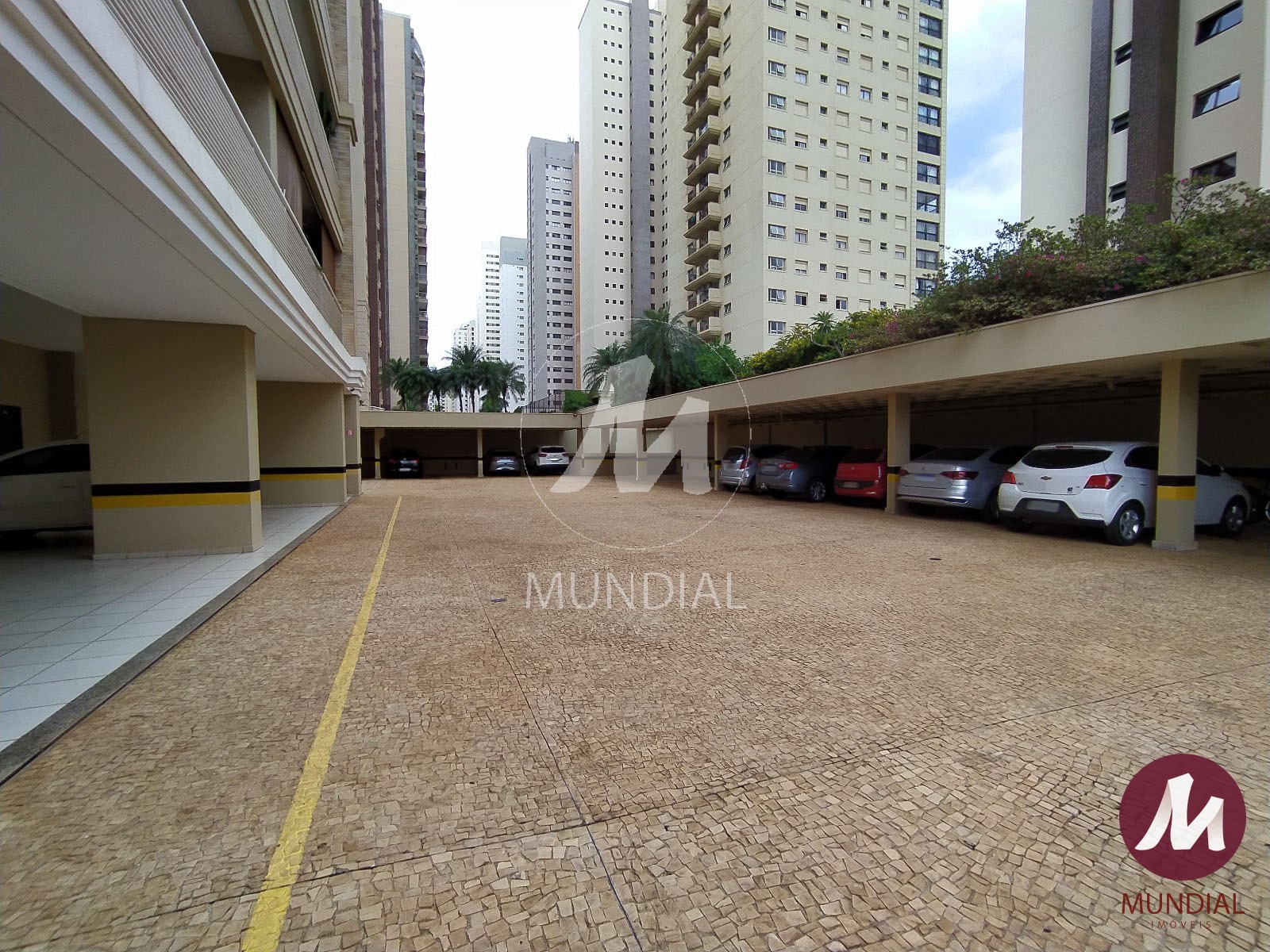 Garagem — foto 24