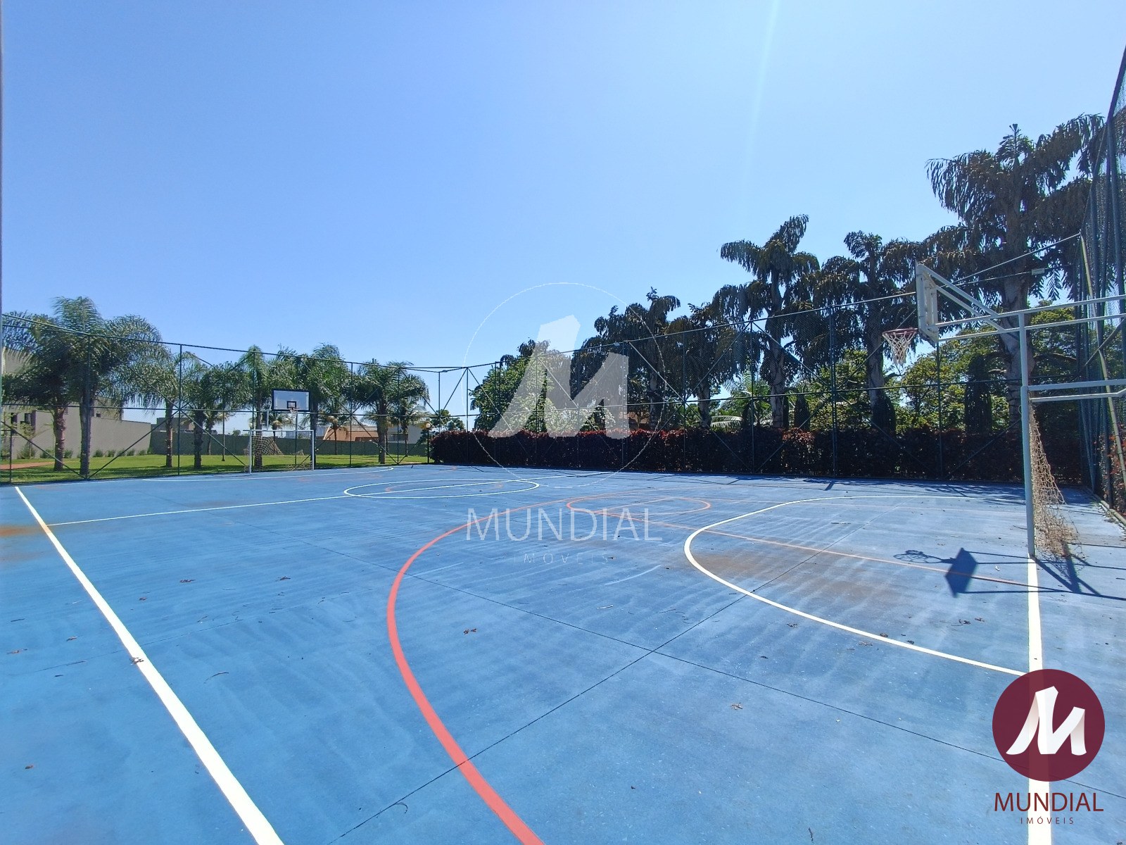 Quadra de esportes — foto 11