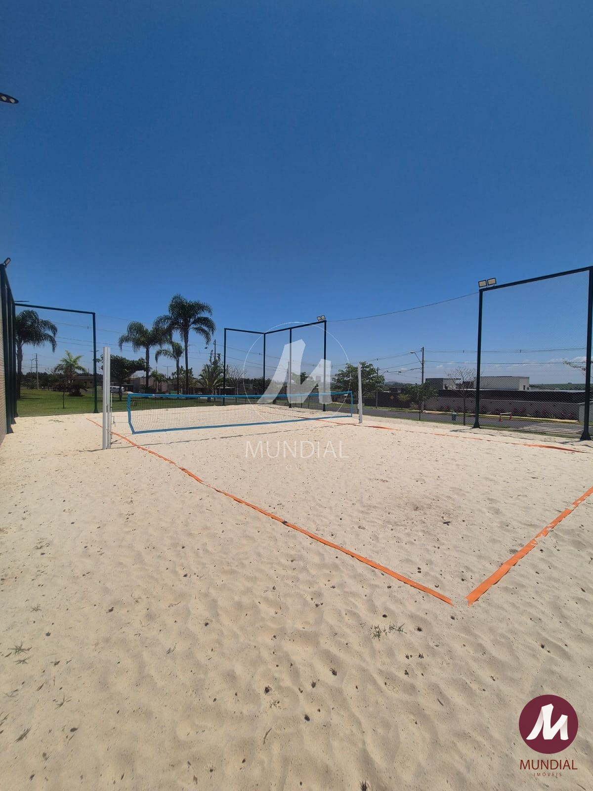 Quadra de esportes — foto 6