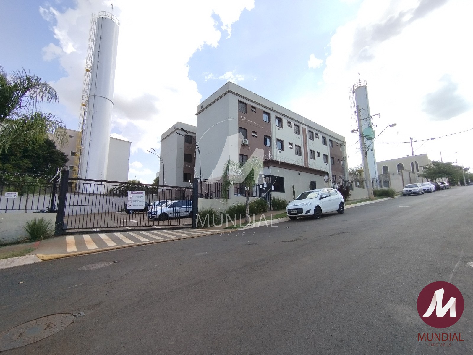 Fachada Condominio — foto 1