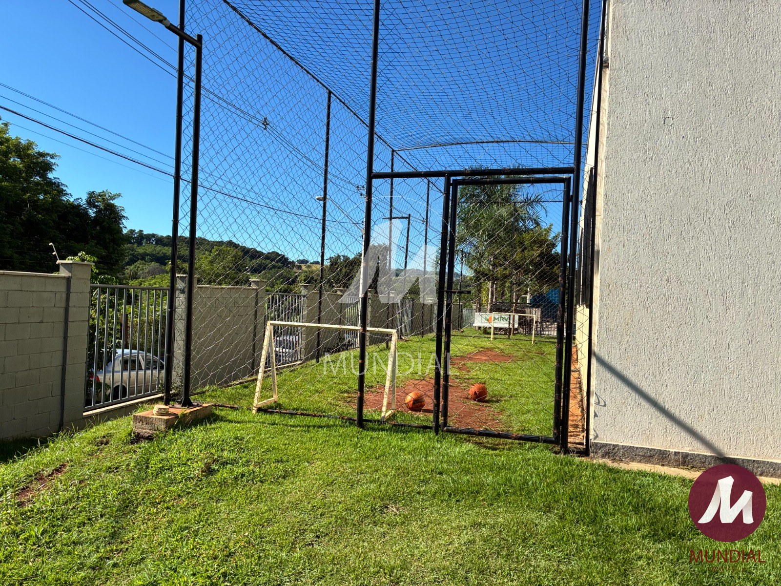 Quadra de esportes — foto 16