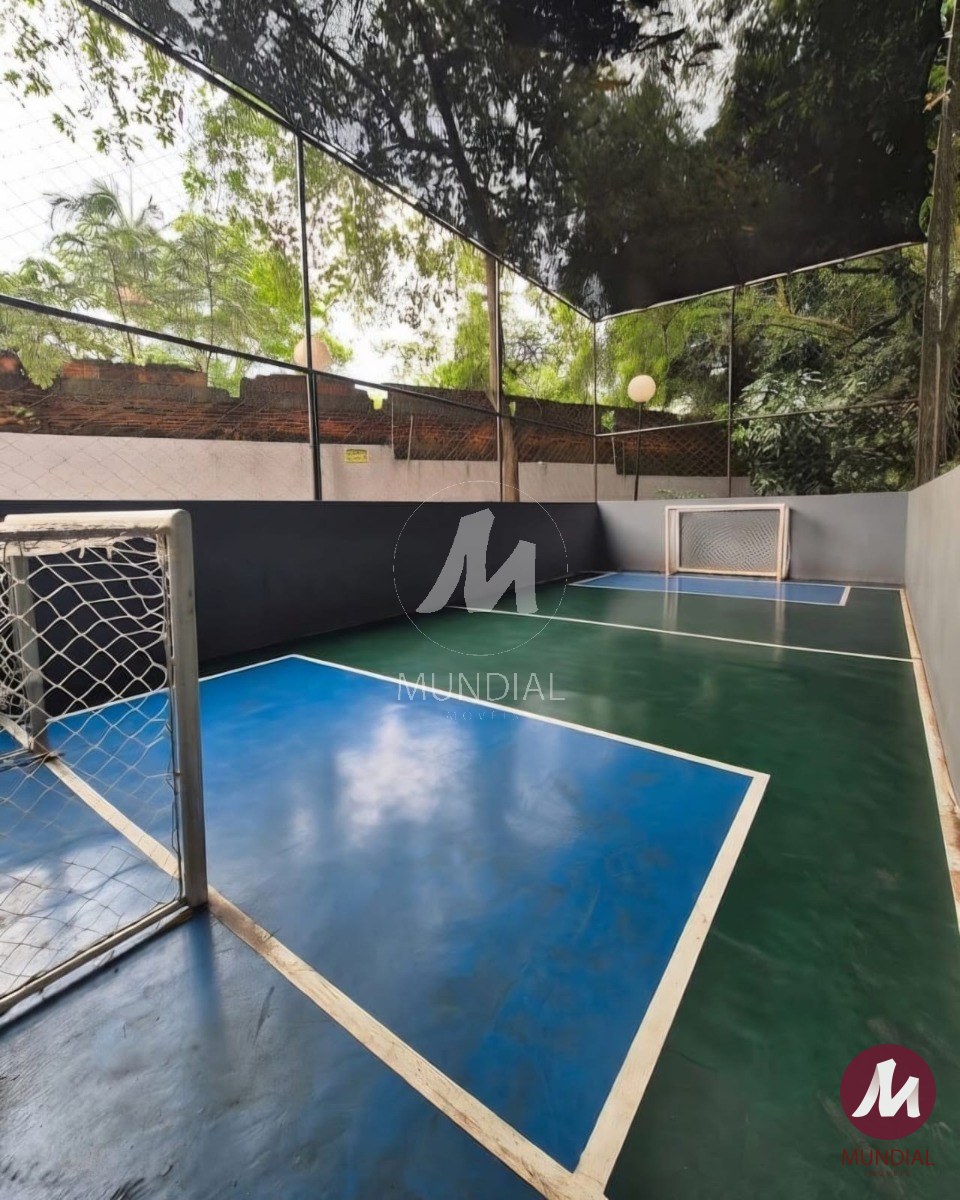 Quadra de esportes — foto 13