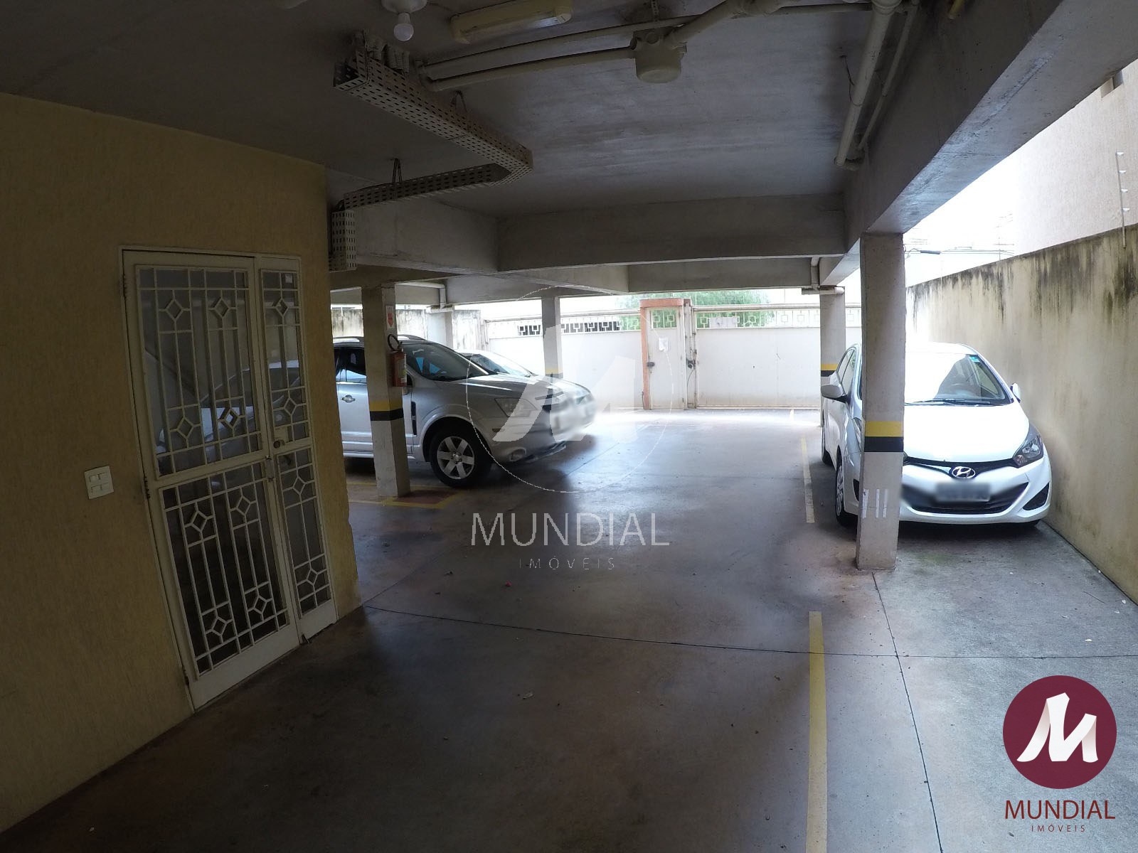 Garagem — foto 14