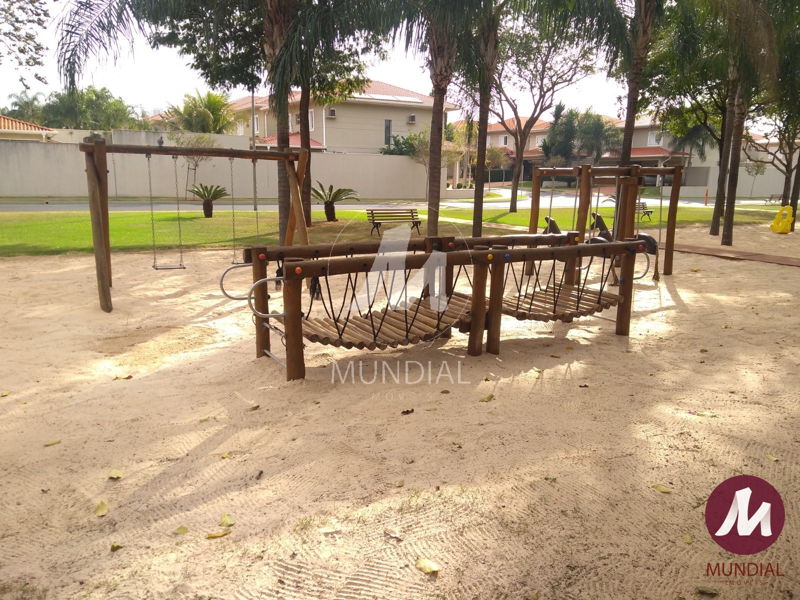 Playground — foto 30