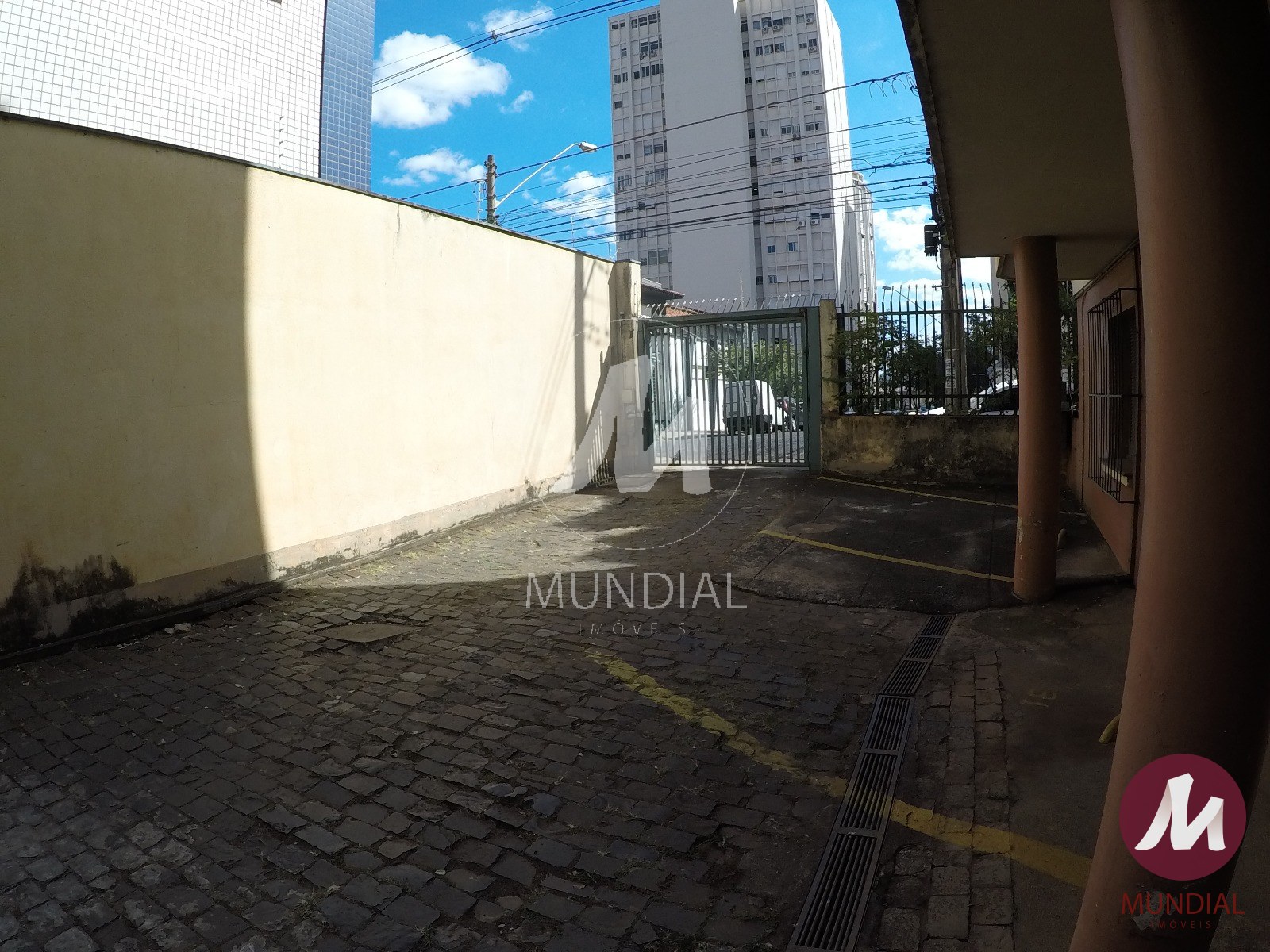 Garagem — foto 17