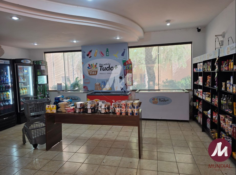 Loja de conveniência / mercado — foto 23