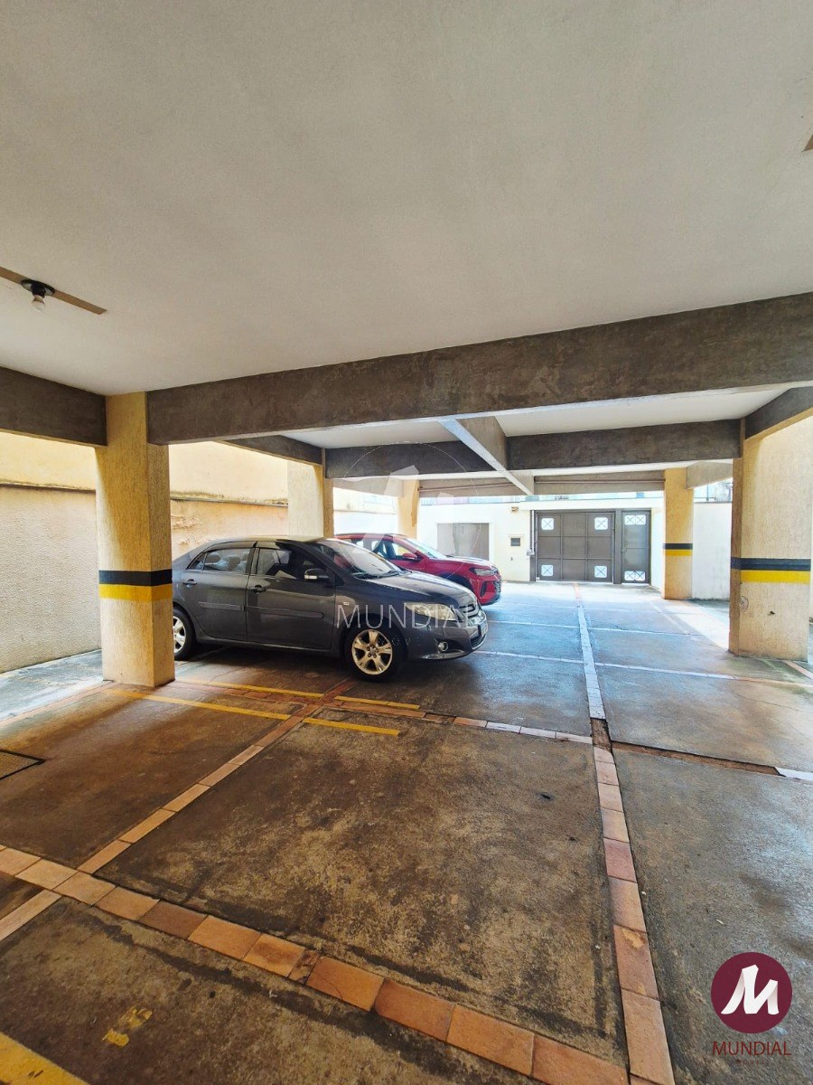 Garagem — foto 12