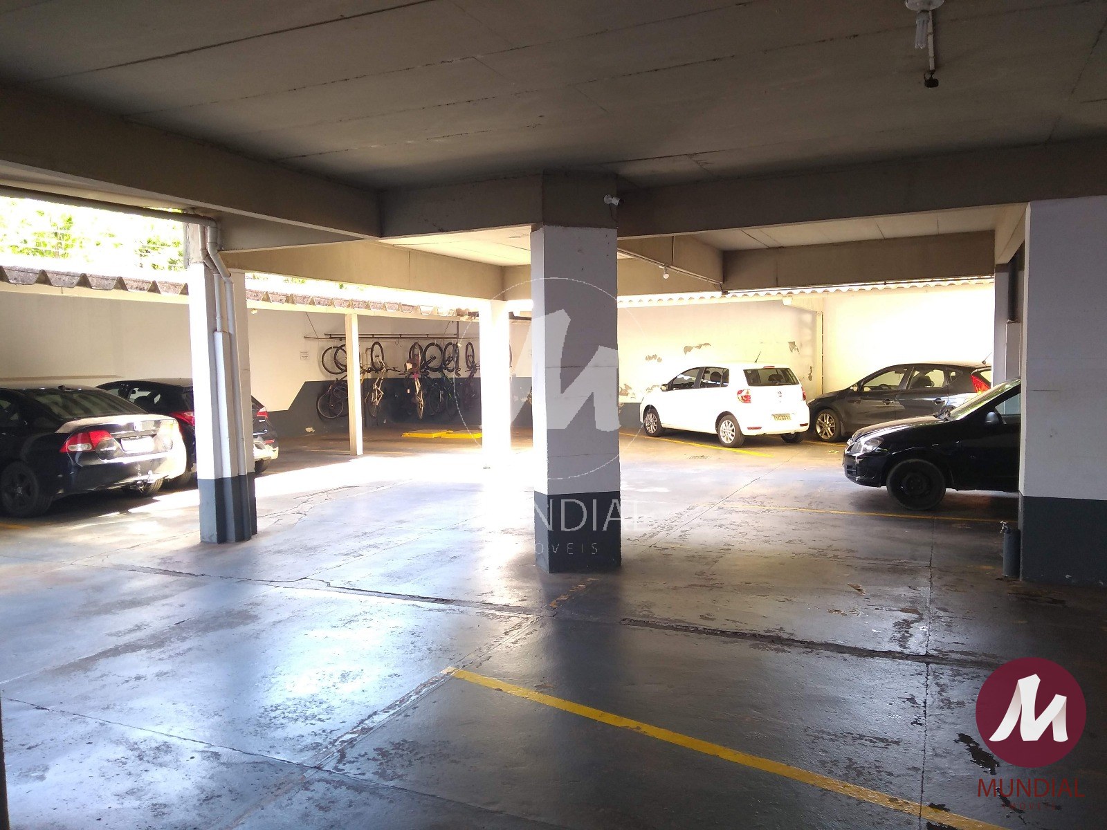 Garagem — foto 19