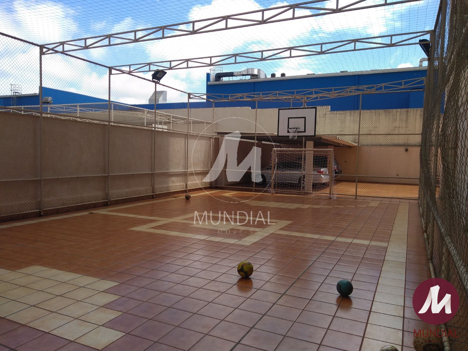 Quadra de esportes — foto 16