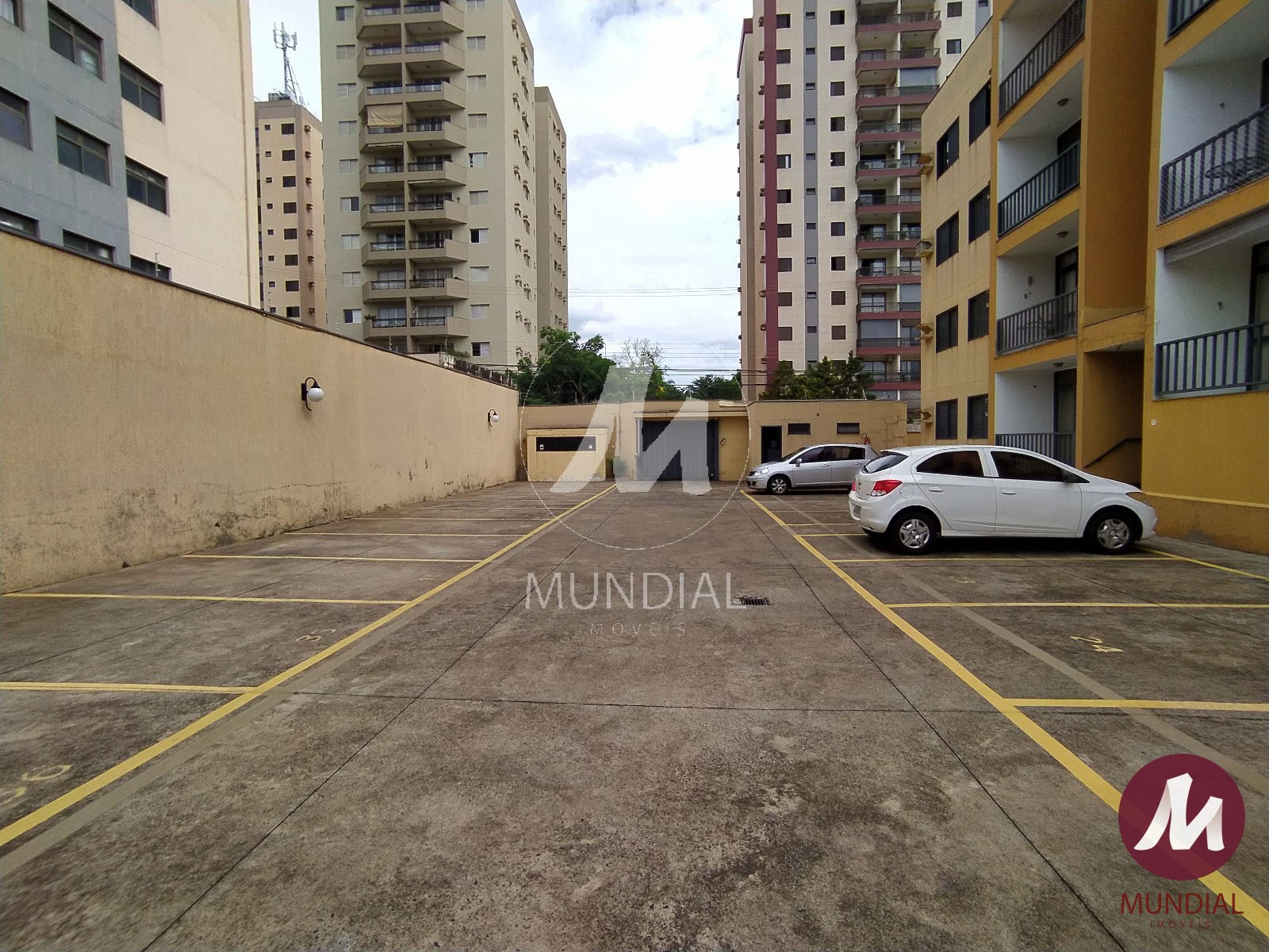 Garagem — foto 10
