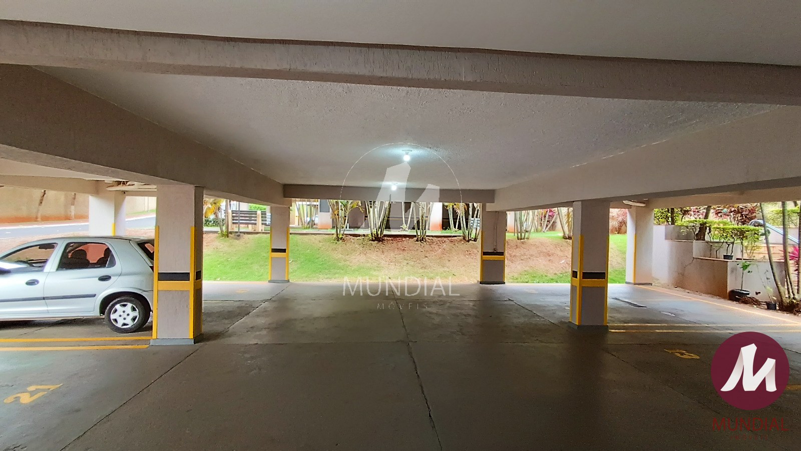 Garagem — foto 24