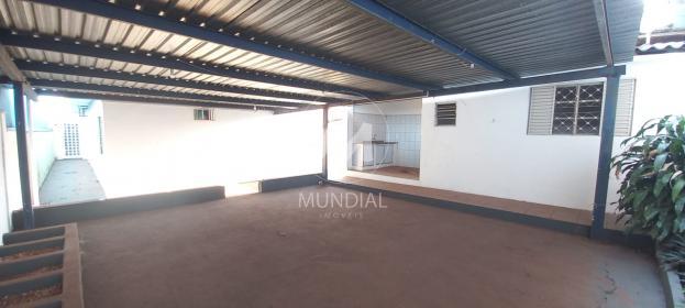 25 - Quintal/corredores