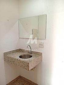8 - Banheiro/lavabo