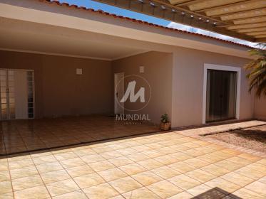 3 - Garagem/estacionamento