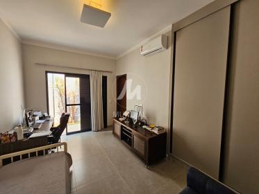 16 - Suite