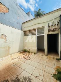 12 - Quintal/corredores