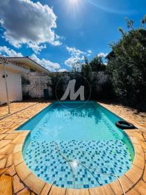 22 - Piscina