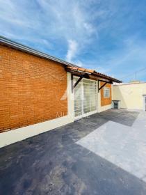 3 - Garagem/estacionamento