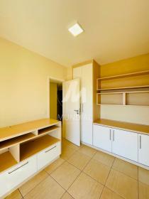 11 - Dormitorio