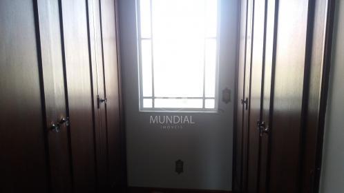 17 - Closet
