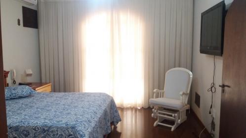 23 - Suite
