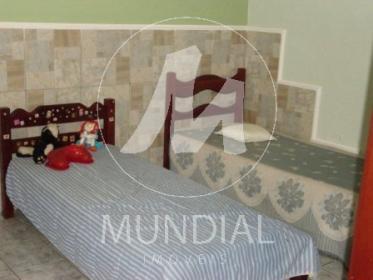9 - Dormitorio