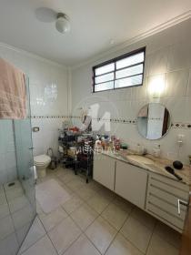 8 - Banheiro/lavabo