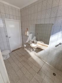 13 - Banheiro/lavabo