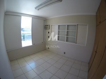 16 - Dormitorio