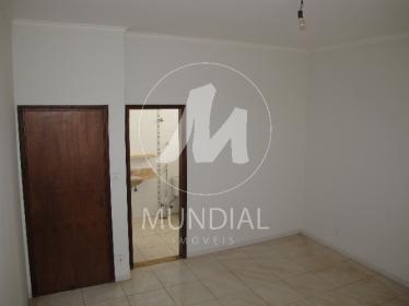 18 - Dormitorio