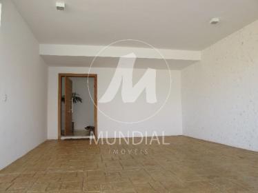 40 - Garagem/estacionamento