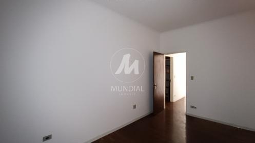 18 - Dormitorio