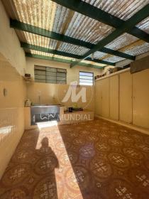 21 - Quintal/corredores