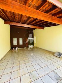 2 - Garagem/estacionamento