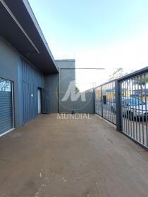 4 - Garagem/estacionamento