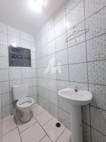 18 - Banheiro/lavabo
