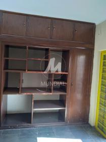 18 - Dormitorio