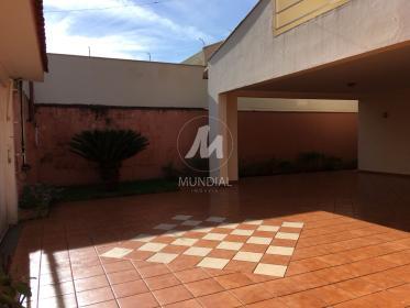 3 - Garagem/estacionamento