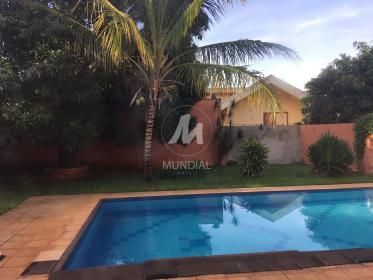 17 - Piscina