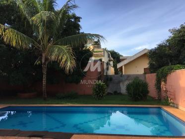 18 - Piscina