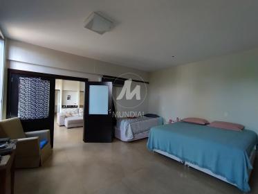 28 - Suite
