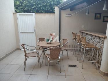 23 - Quintal/corredores