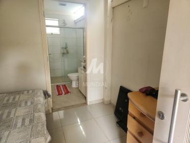 12 - Dormitorio