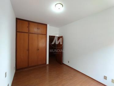 17 - Dormitorio