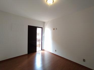 22 - Suite