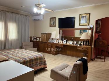 21 - Dormitorio