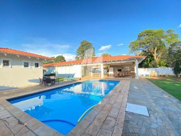 18 - Piscina
