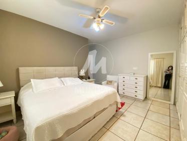 10 - Suite