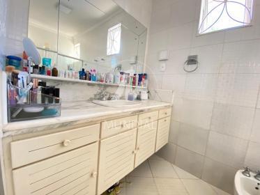 13 - Banheiro/lavabo